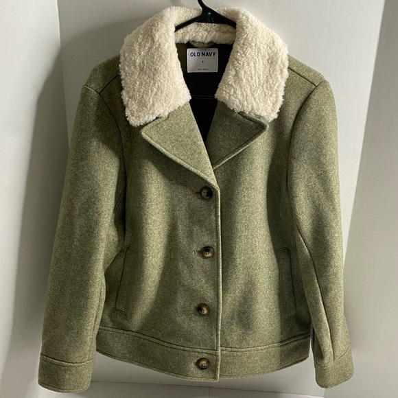 Old Navy Jackets & Blazers - Old Navy Women’s Green Sherpa Wool Collar Green Jacket Size‎ Small